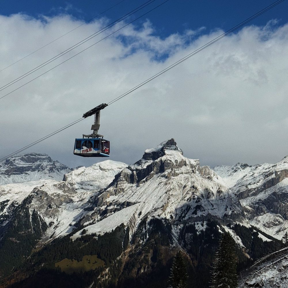 Hahnen in new snow, with Angeleyes in the foreground