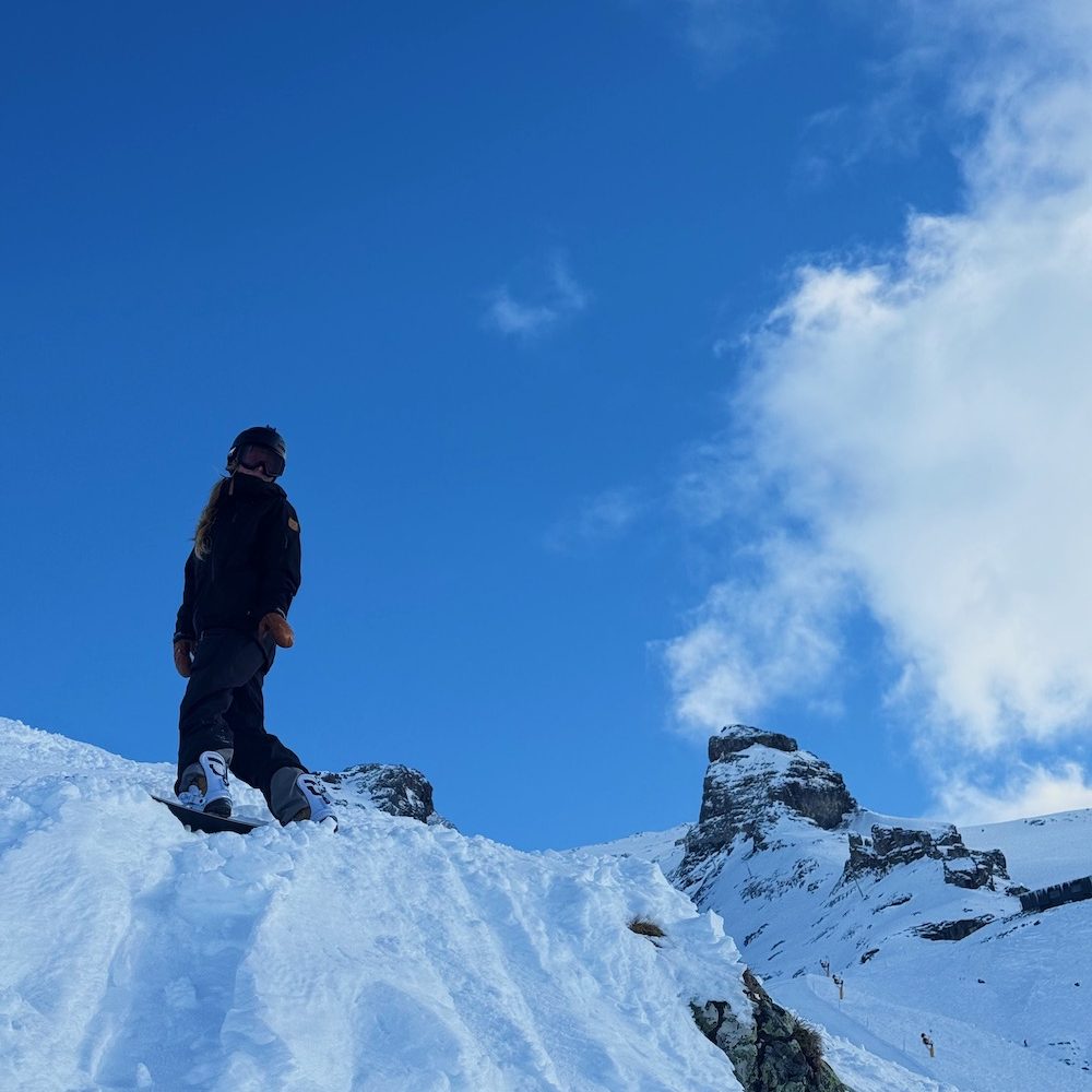 Snowboarder Elin on titlis
