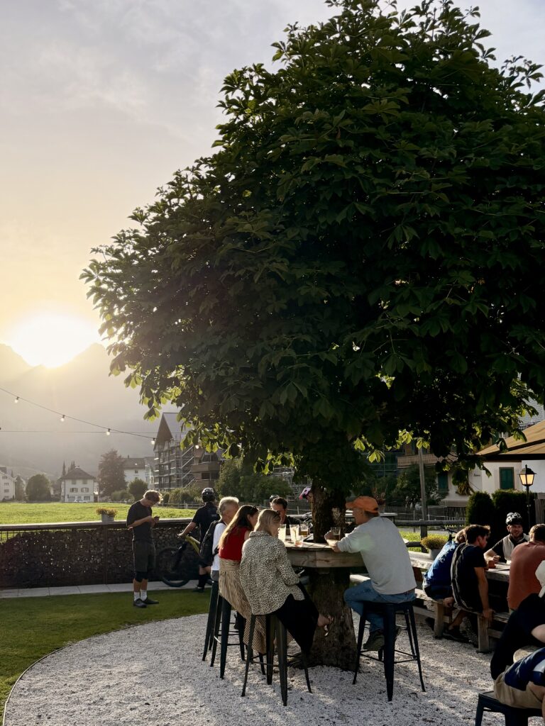 Ski Lodge Engelberg evening Hangout afterbike